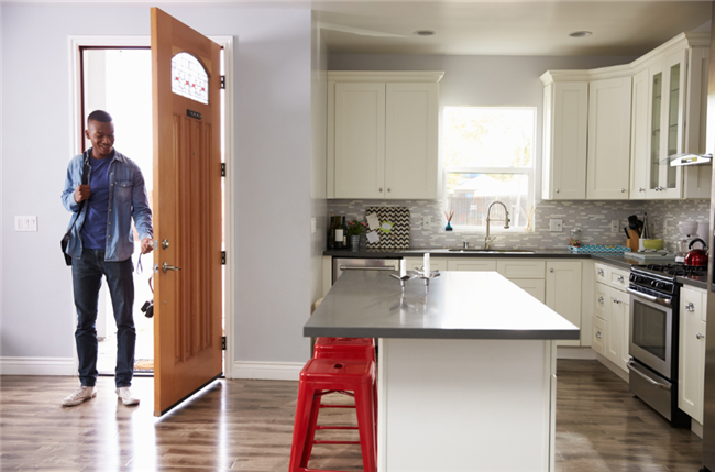 4 Kinds Of Front Doors For Your Rental And Pros And Cons Of Each