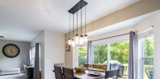 How to Maintain Clean Sliding Door Tracks For Your Rental Property