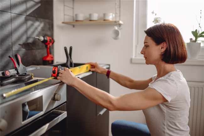 Tenants Try to Fix Problems in Their Apartments Without Telling Management
