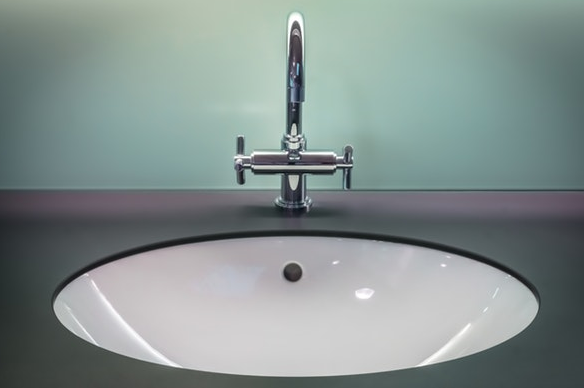 The Biggest Holiday Risks Your Tenants Should Watch For