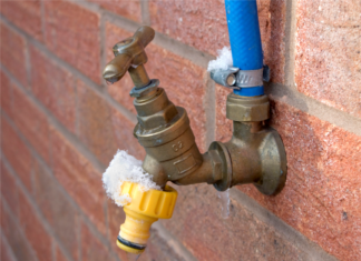 5 Ways to Keep Plumbing Systems Up And Running In Winter 5 Ways to Keep Plumbing Systems Up And Running In Winter