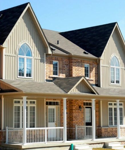 Multifamily Buildings vs. Smaller Properties: Choosing the Best ROI