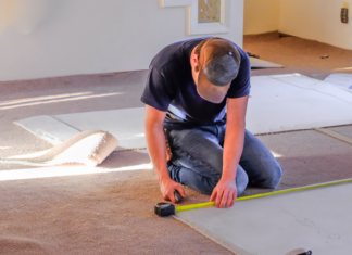 This week a landlord asks if he should have to pay for new paint and carpet for a long-term tenant who does not have a lease