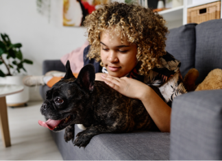 Whether you can charge a pet deposit for an emotional support dog is the question this week for Ask Landlord Hank.