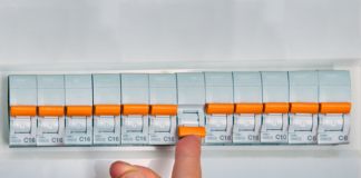 Should you leave the power or the hot water on in a vacant rental is the question this week for Ask Landlord Hank. 