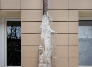 Landlord Hank: Are Frozen Pipes In Rentals A Big Deal? Frozen pipes in rentals - are they a big deal is the question several landlords were asking this week for Ask Landlord Hank.