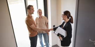 Realtor lease renewal payments is a topic that comes up often with landlords, and is the question this week for Hank Rossi, Landlord Hank