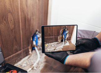 California's new move-in, move-out documentation law says landlords must take photos of rental units before and after a tenant moves in