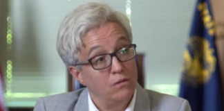 Governor Tina Kotek has signed SB 599 which will ban landlords from asking about the immigration status of tenants in Oregon