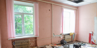 Here are 6 ways to arm yourself against deadbeat tenants to safeguard your property and financial interests.