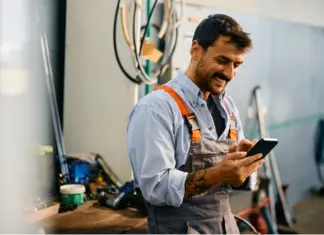 How a weather tracker mobile maintenance app can help property management present greater details when responding to residents