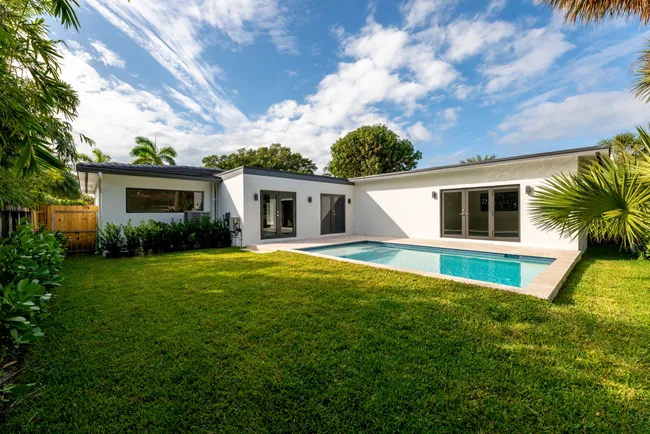 8-3-26 landlord hank liability for pool Swimming pools in rental property and how to deal with that liability in a lease is the question this week for Hank